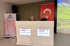 1a0ab7ae-1123-4e43-b5e2-ea1b751bb019